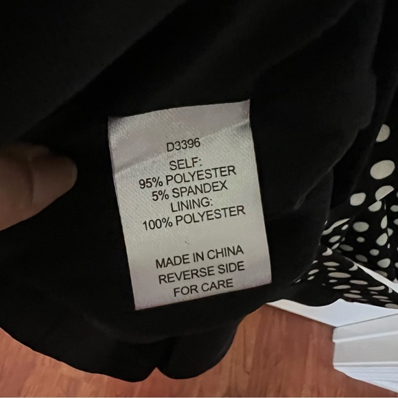 NWT Alexia Admor Black and White Polka Dot Dress - size SMALL - Picture 7 of 10